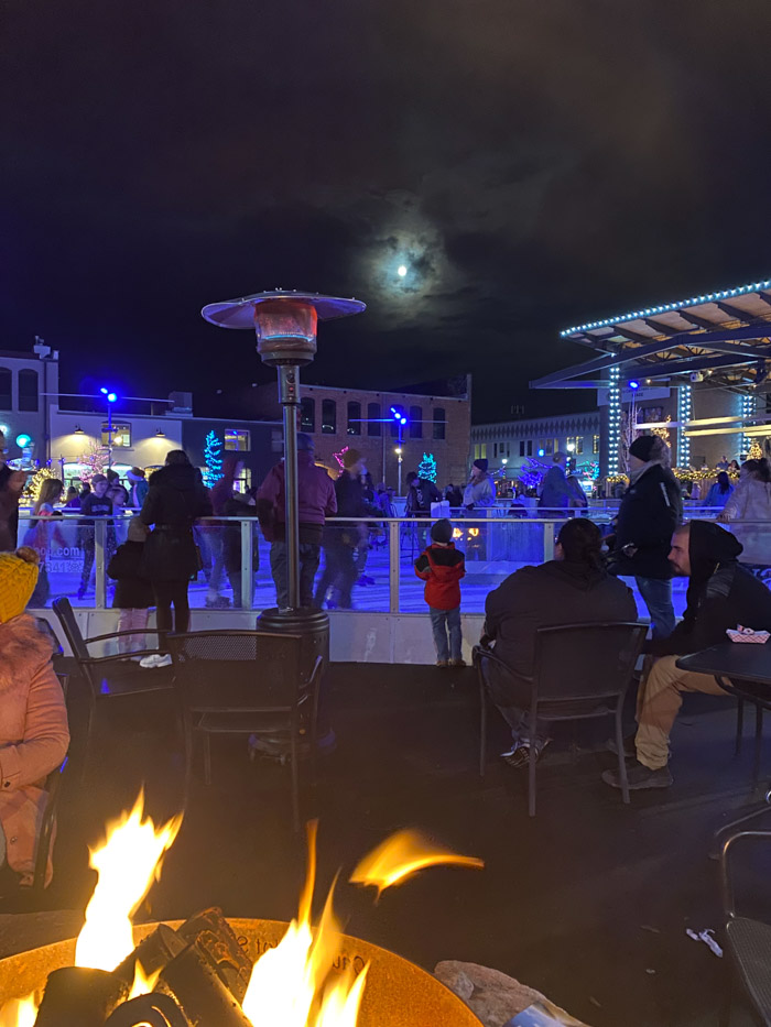 Ice Skating at Indian Creek Plaza in Caldwell and fire to warm by