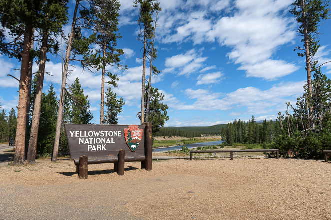 Yellowstone National Park Sign